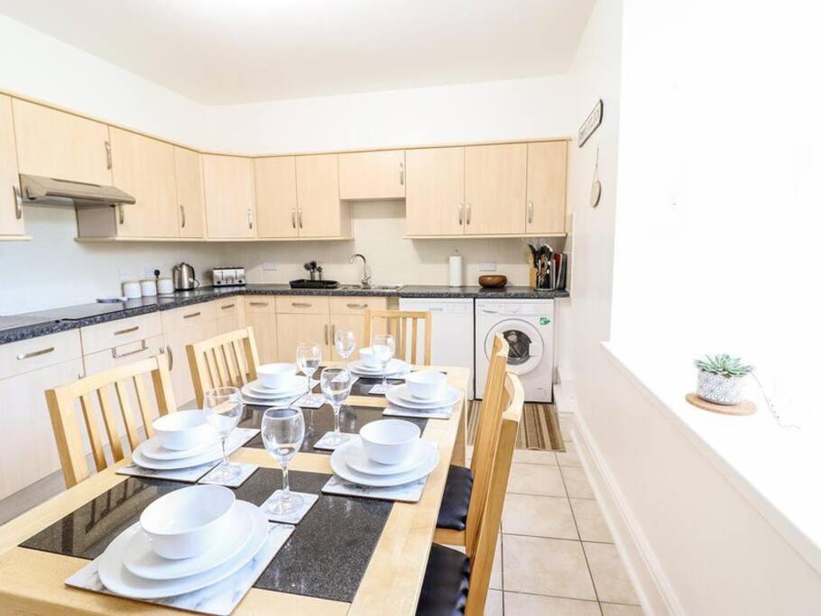 Harlech/Huge Three Bedroom/Best Location Llanbedr  Εξωτερικό φωτογραφία